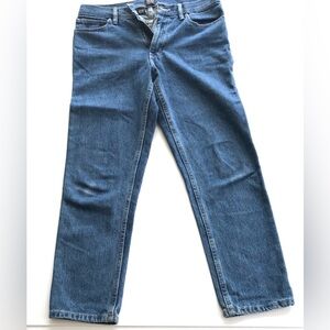 BDG men’s blue jeans 32x32 slim tapered fit Preloved 
Smoke free Dog friendly